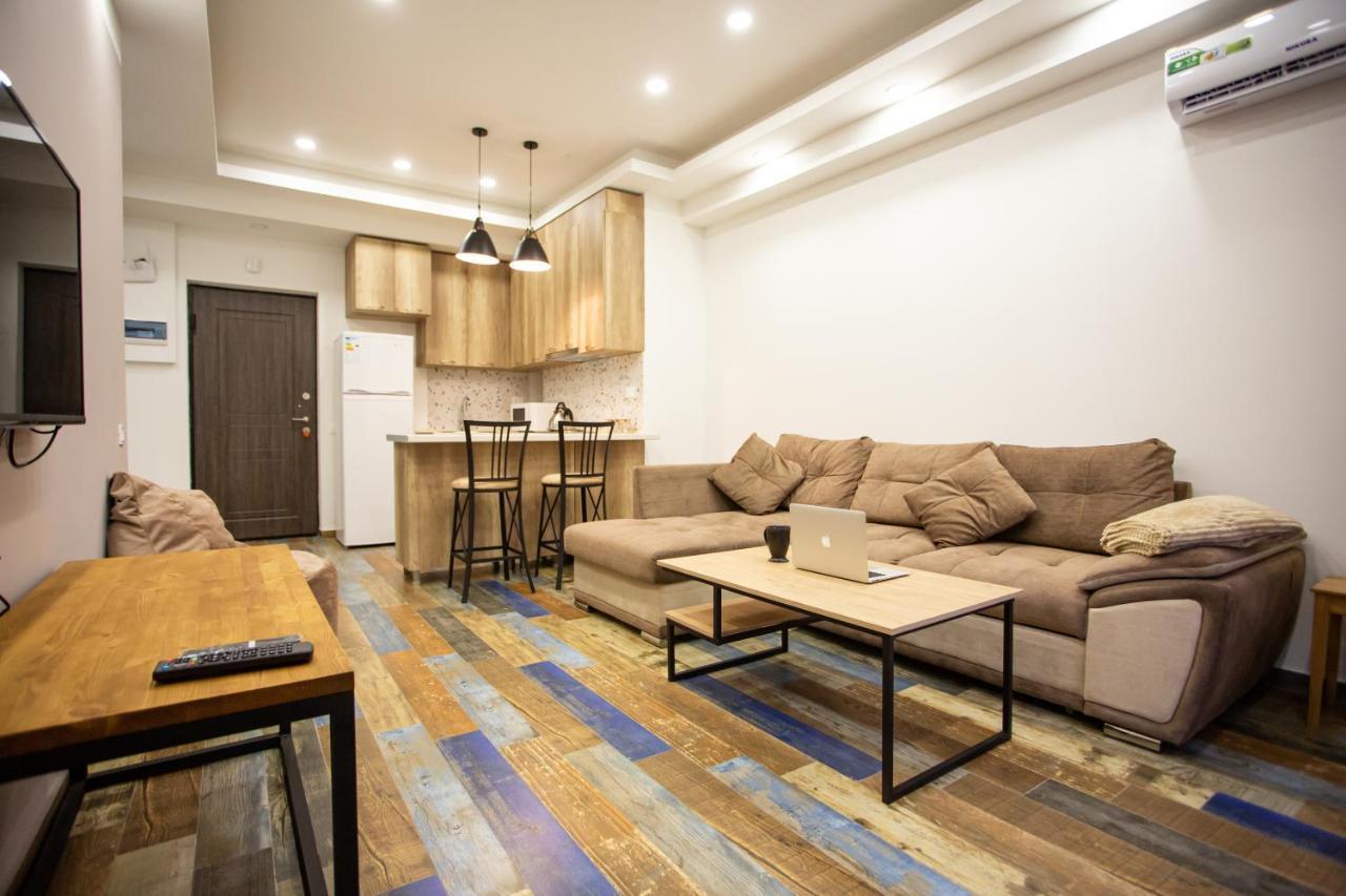 Fantastic Apartments Near Republic Square, Perfect Location, Mystreet Company Erevan Esterno foto