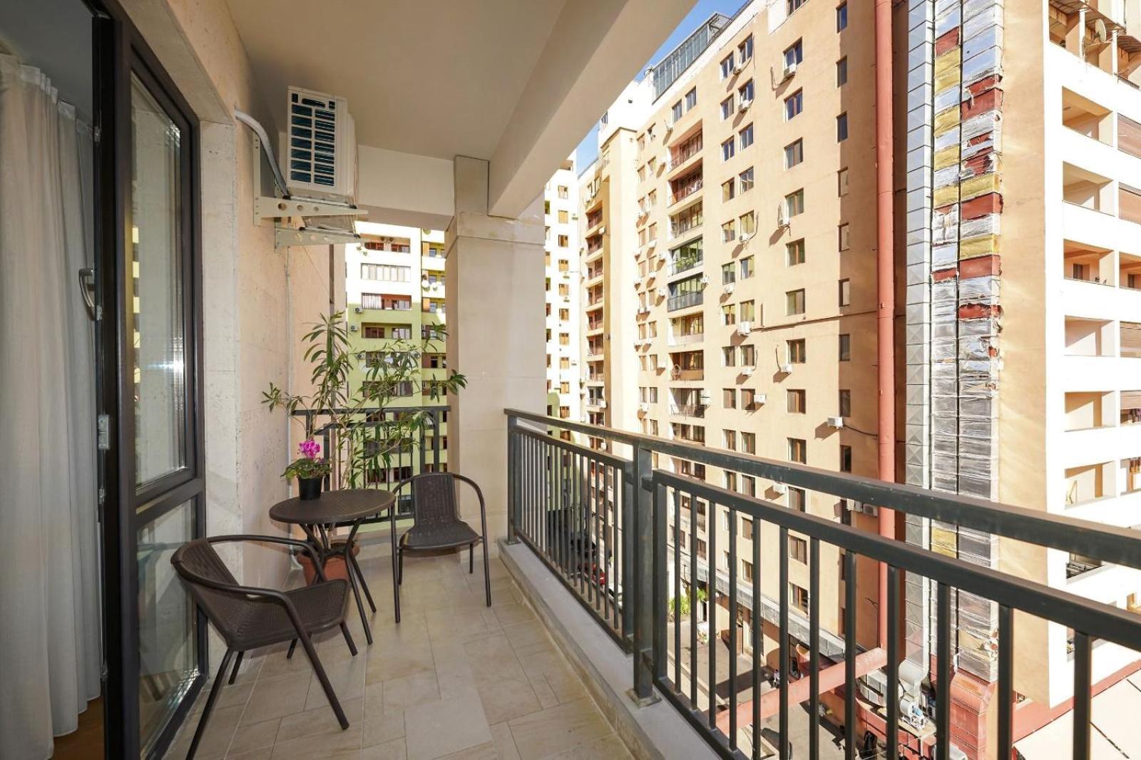 Fantastic Apartments Near Republic Square, Perfect Location, Mystreet Company Erevan Esterno foto
