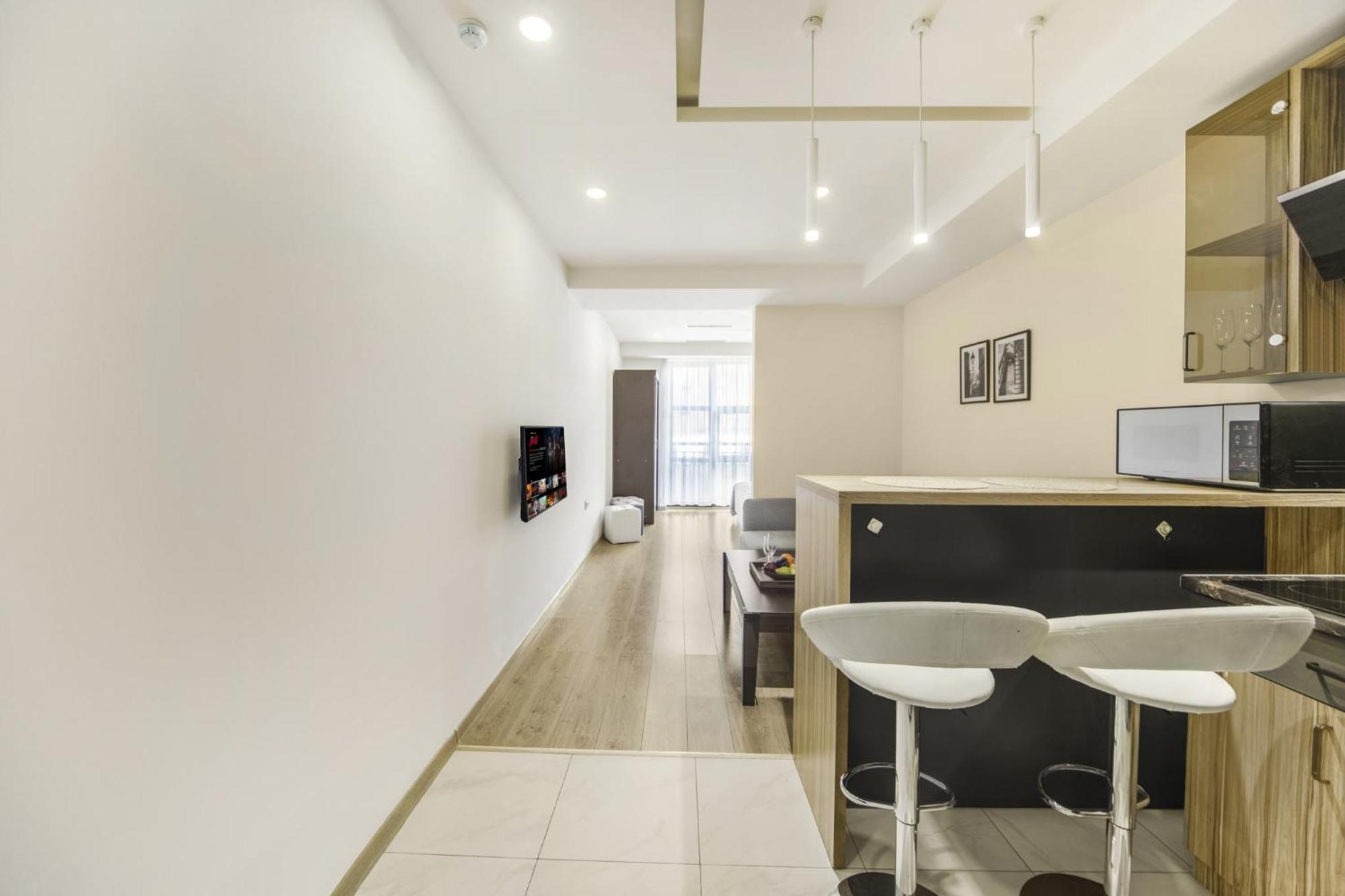 Fantastic Apartments Near Republic Square, Perfect Location, Mystreet Company Erevan Esterno foto