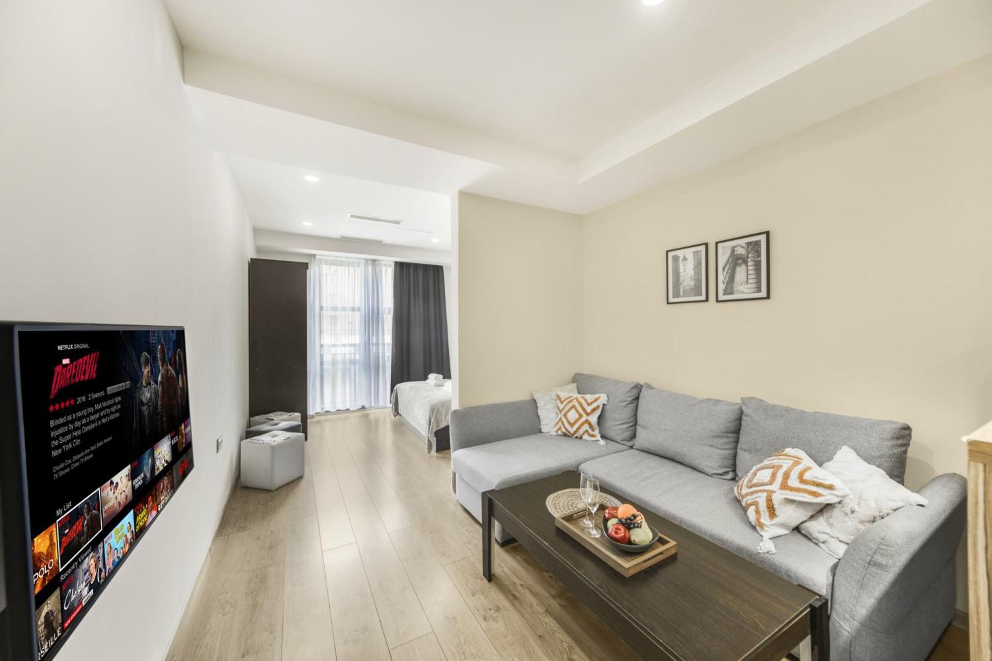 Fantastic Apartments Near Republic Square, Perfect Location, Mystreet Company Erevan Esterno foto